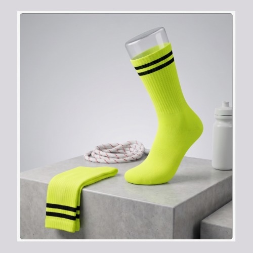 VELDTSTRIDE neon performance product concept